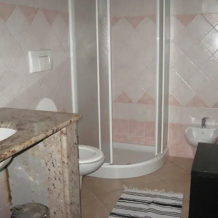 וילה Casa Porto Corallo וילאפוצו