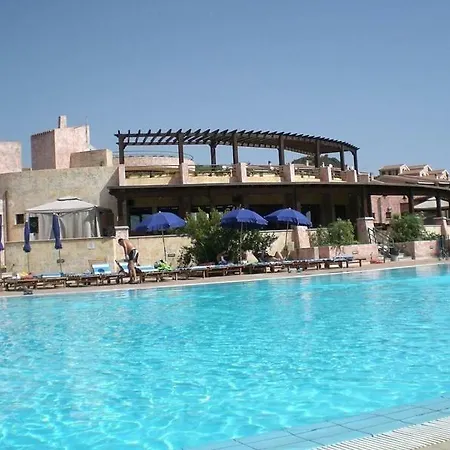 וילה Casa Porto Corallo וילאפוצו